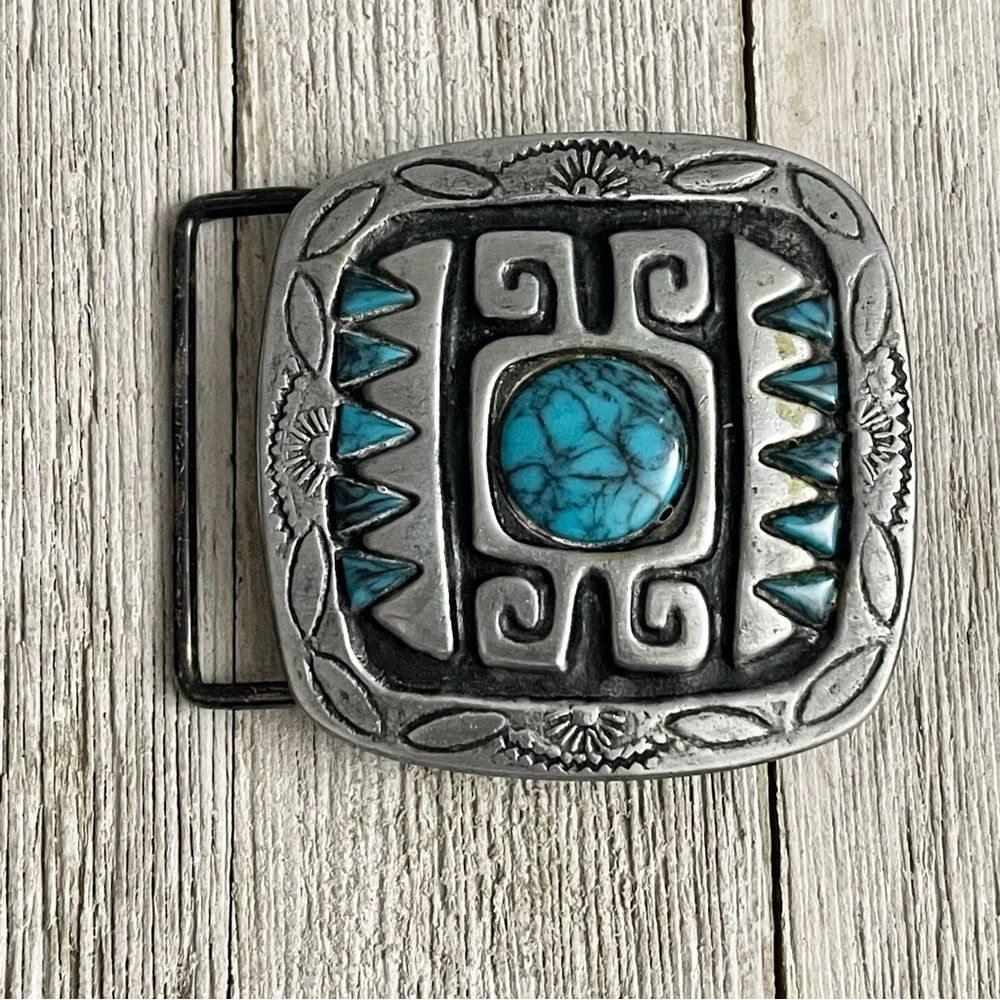 Vintage Southwestern Boho Tribal Design Turquoise Stone Metal Belt Buckle